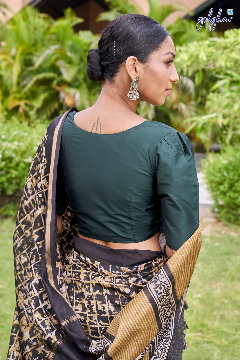 Cranky Crazed (Saree)