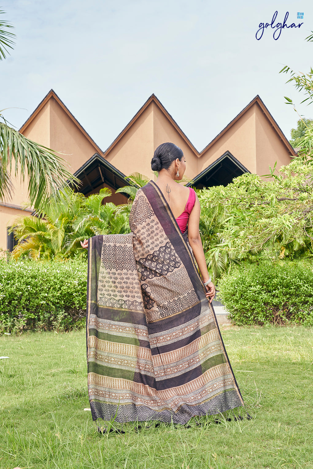Dark Fantasy (Saree)