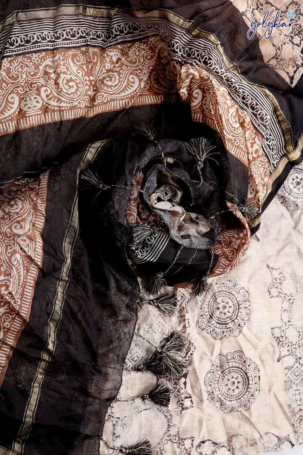 Plumcake (Saree)