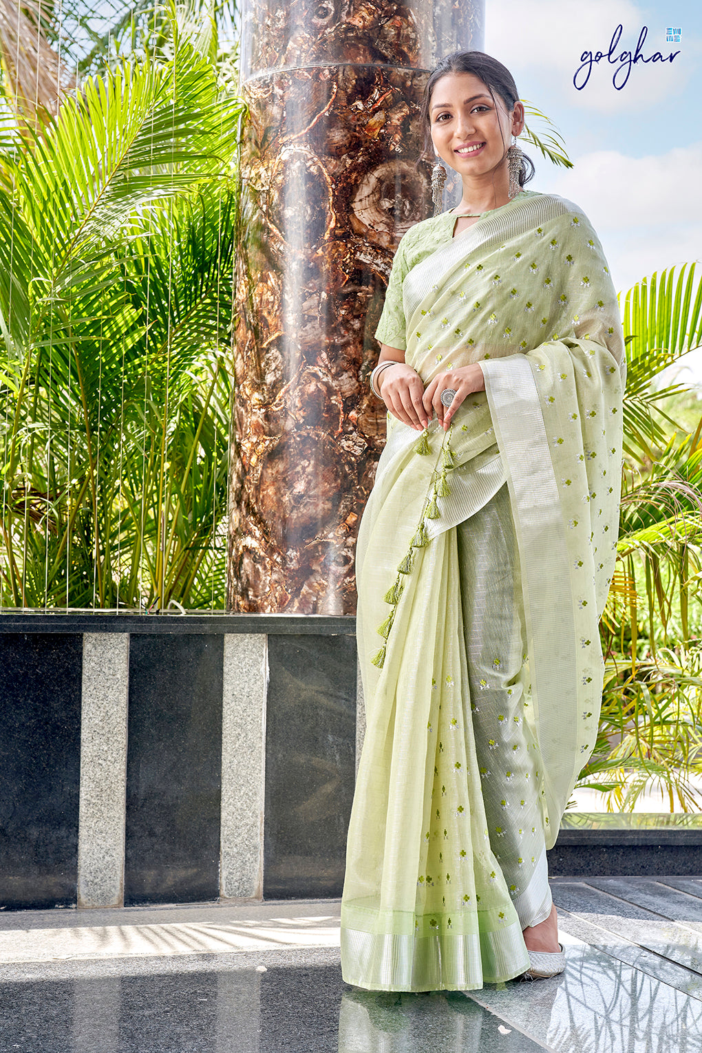 Breezy Fizzy (Saree)