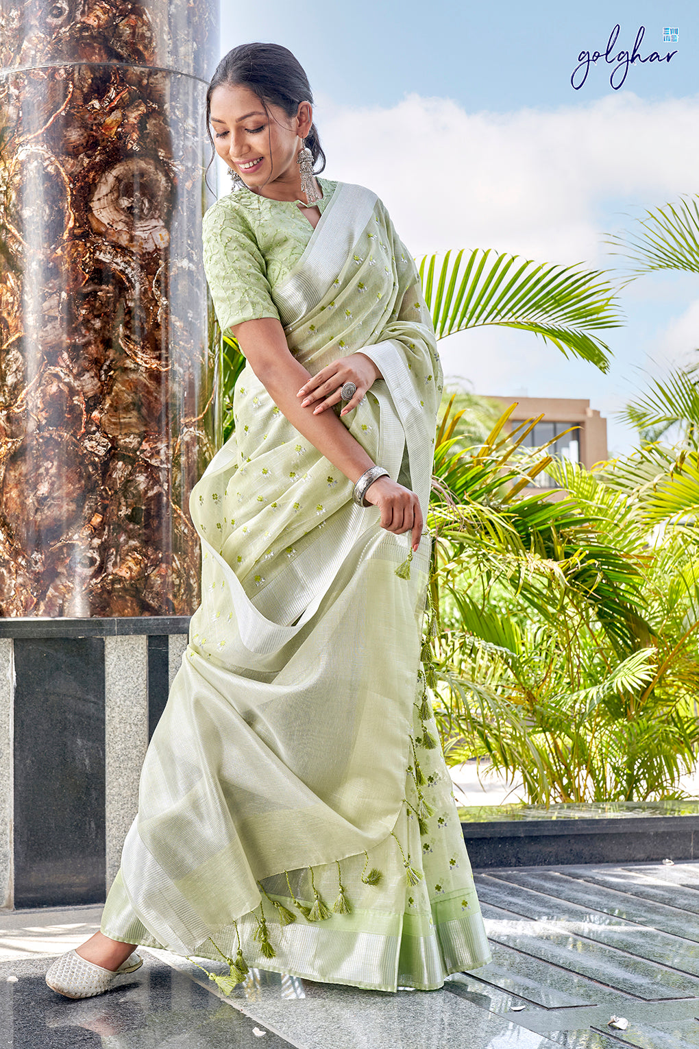 Breezy Fizzy (Saree)