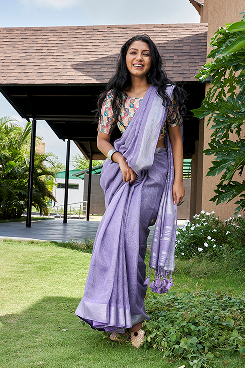 Belly Dance (Saree)