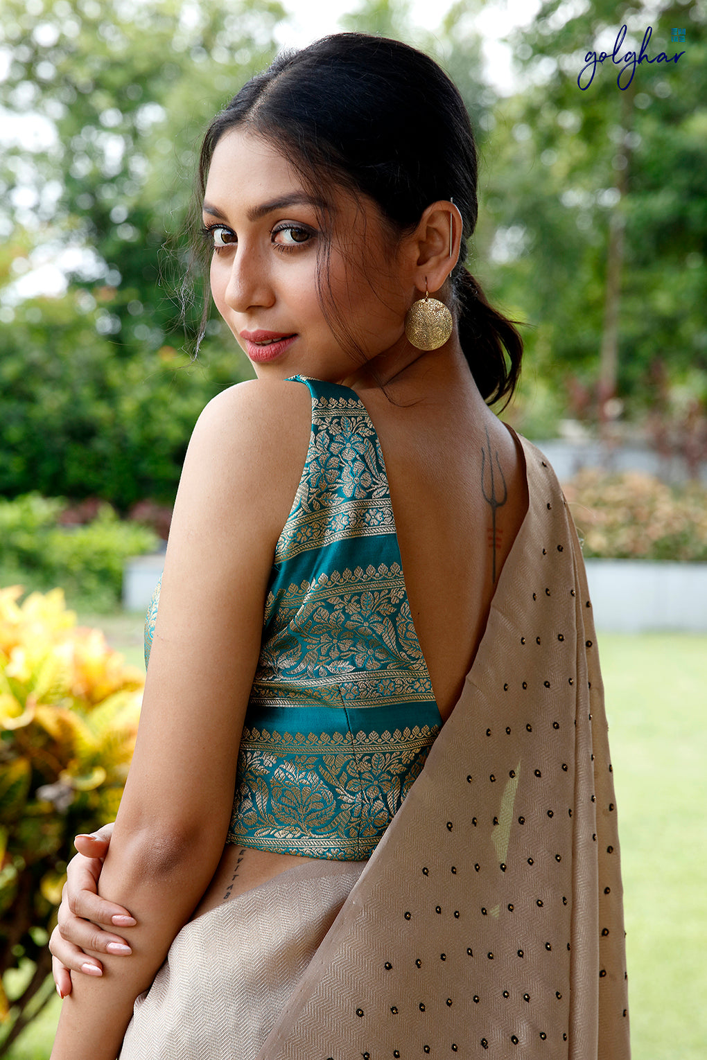 Silver Snow (Saree)