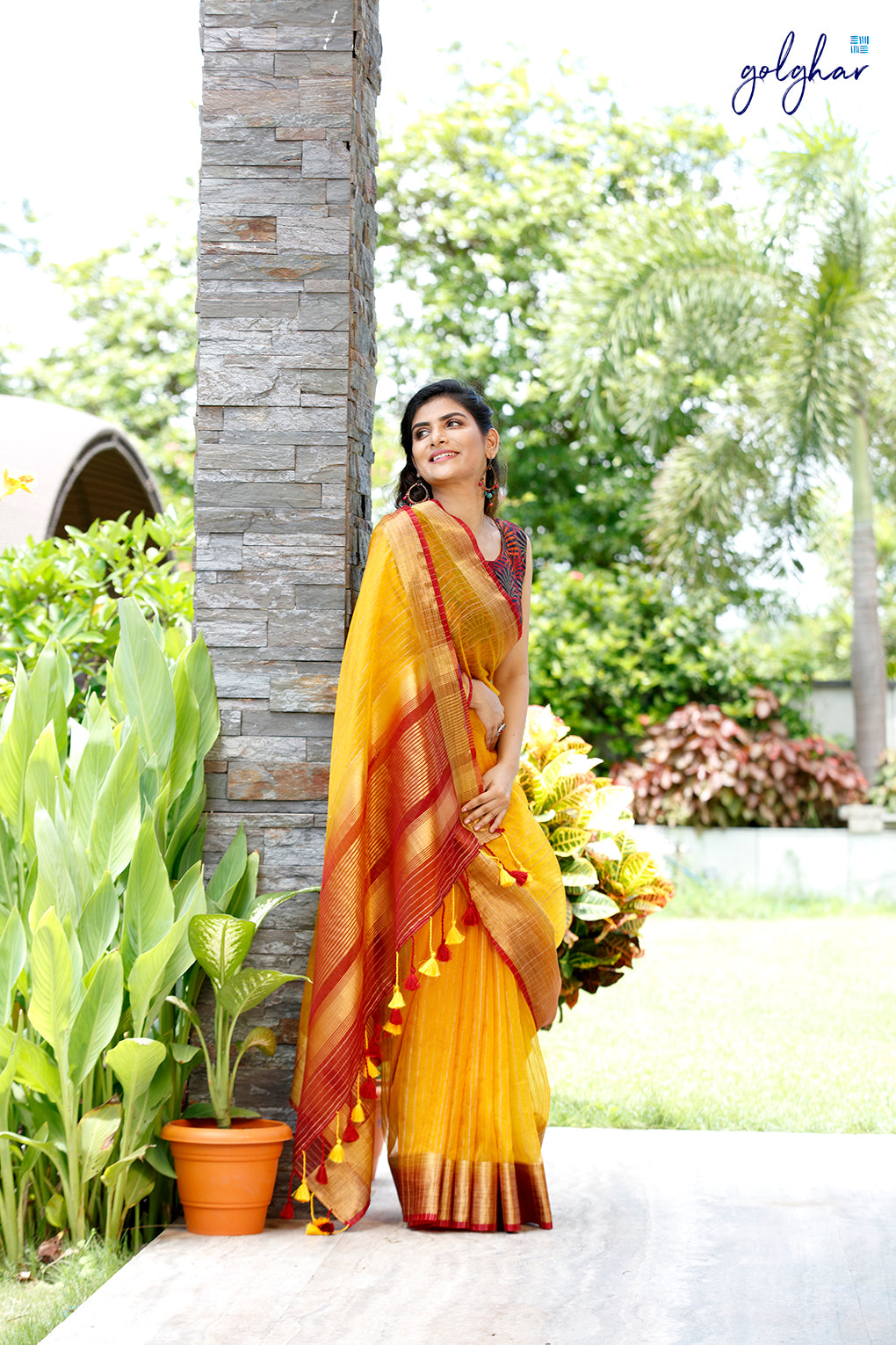 Daffodil (Saree)