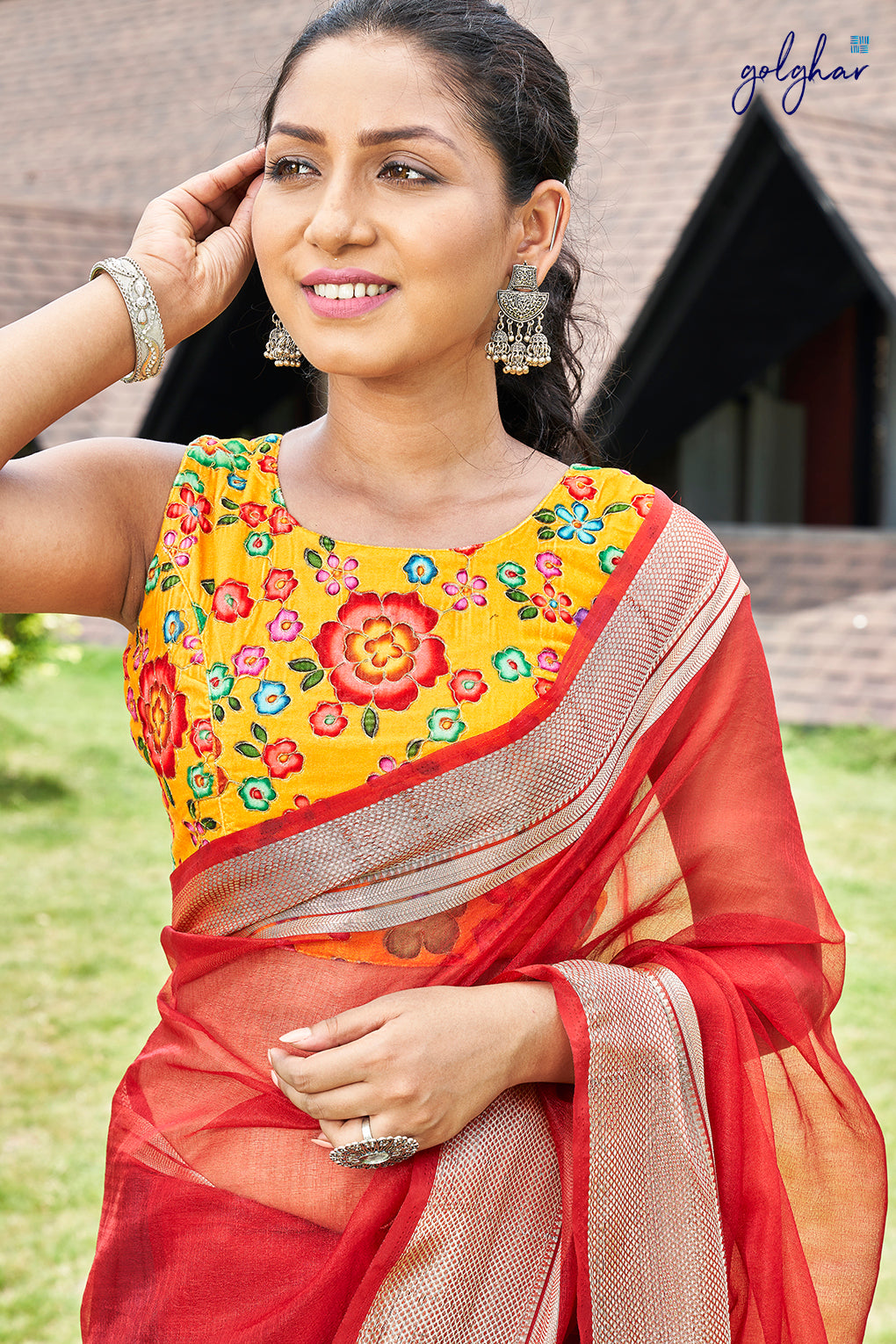Give me Red (Saree)