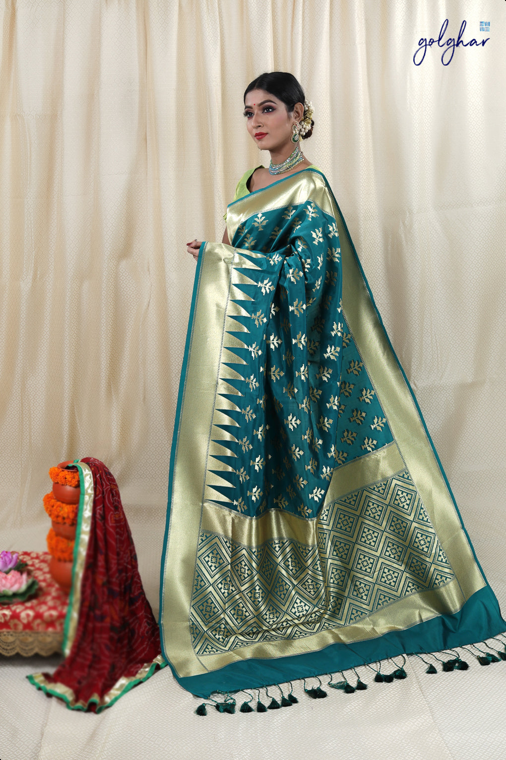 Audacious Emerald (Saree)