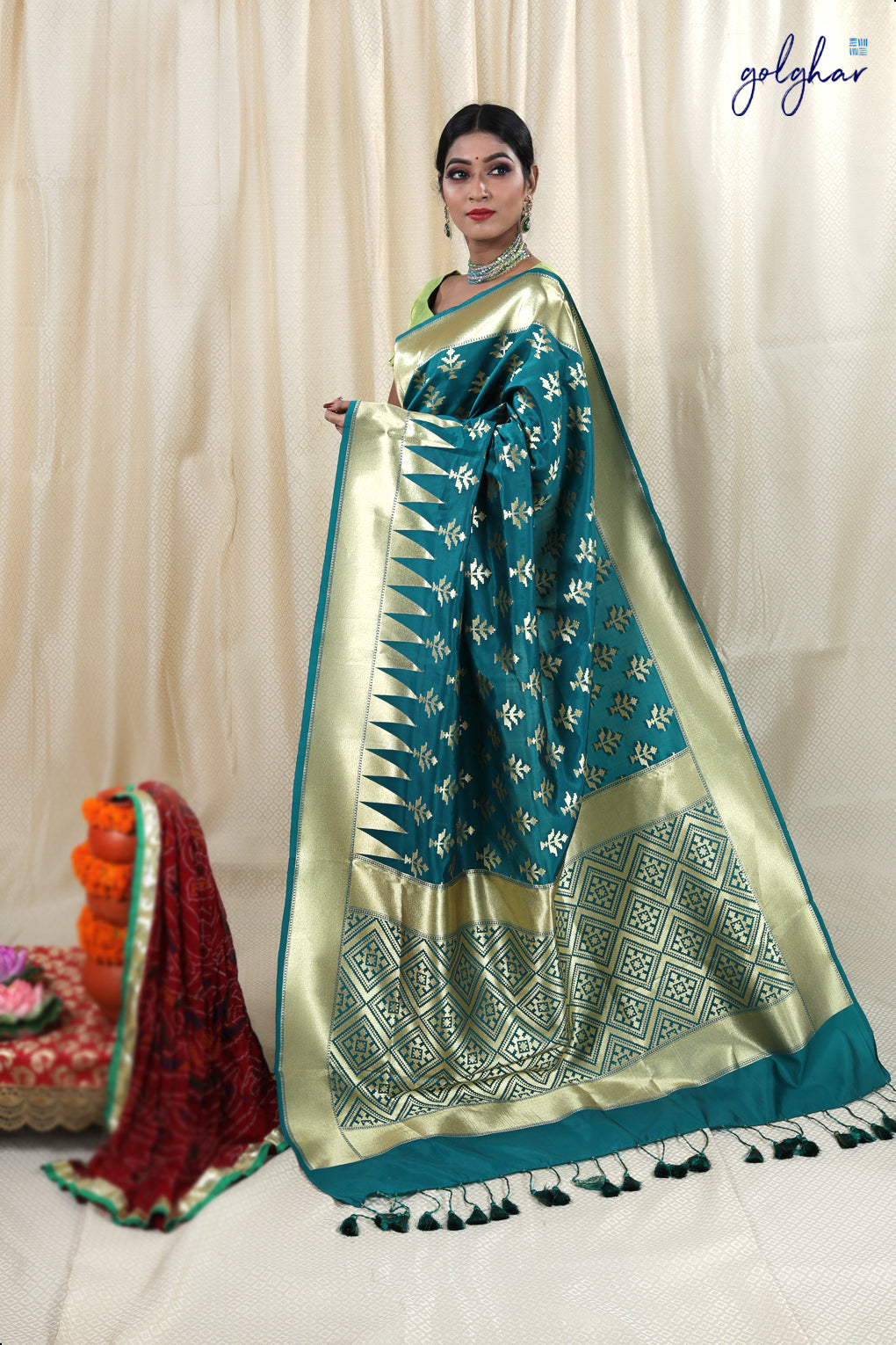 Audacious Emerald (Saree)