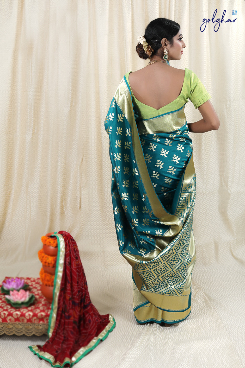 Audacious Emerald (Saree)