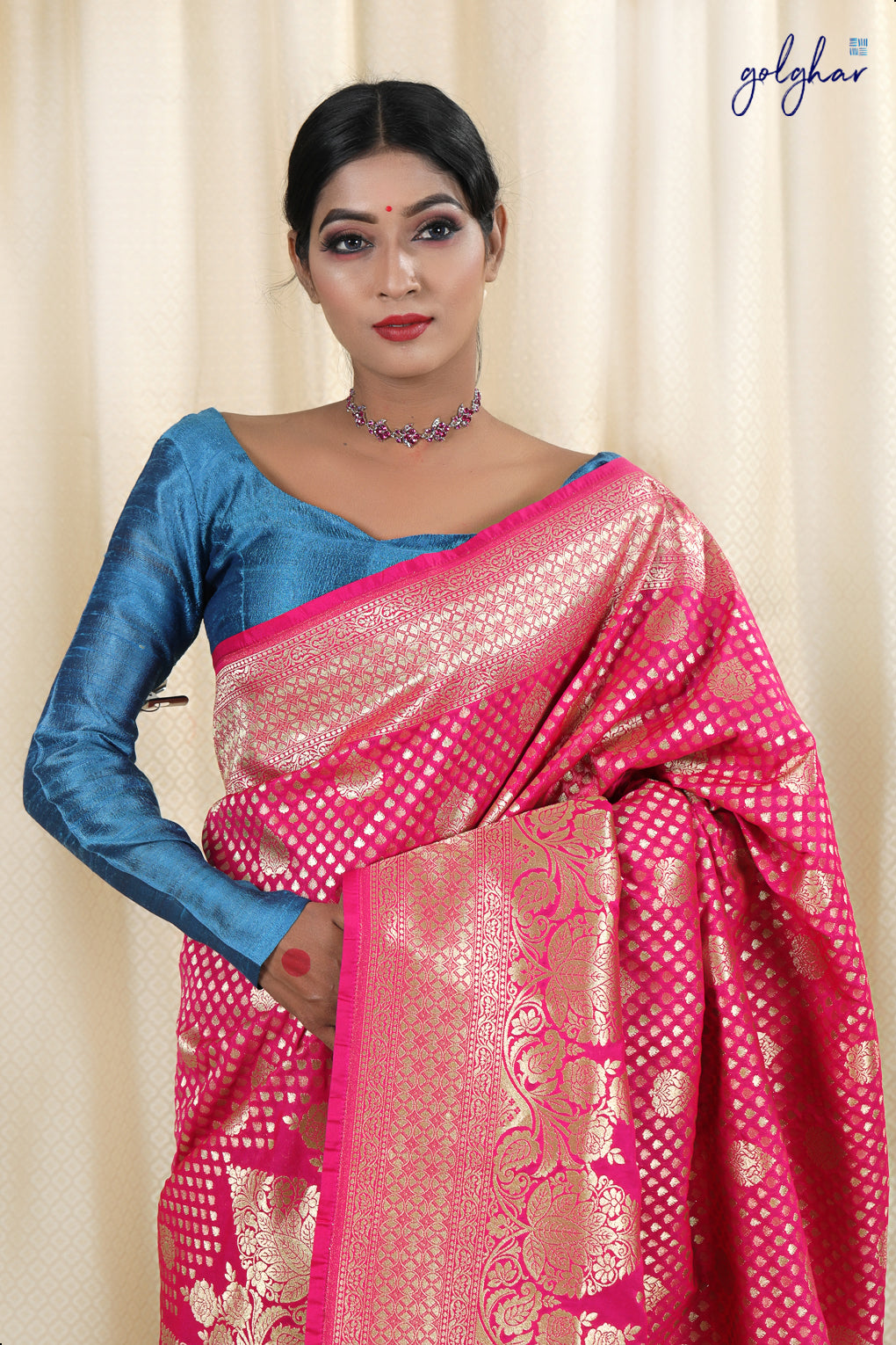 Fuchsia Flutter (Saree)