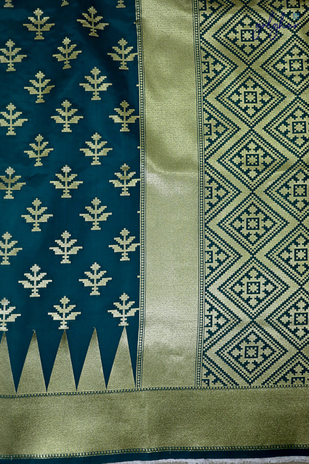 Audacious Emerald (Saree)
