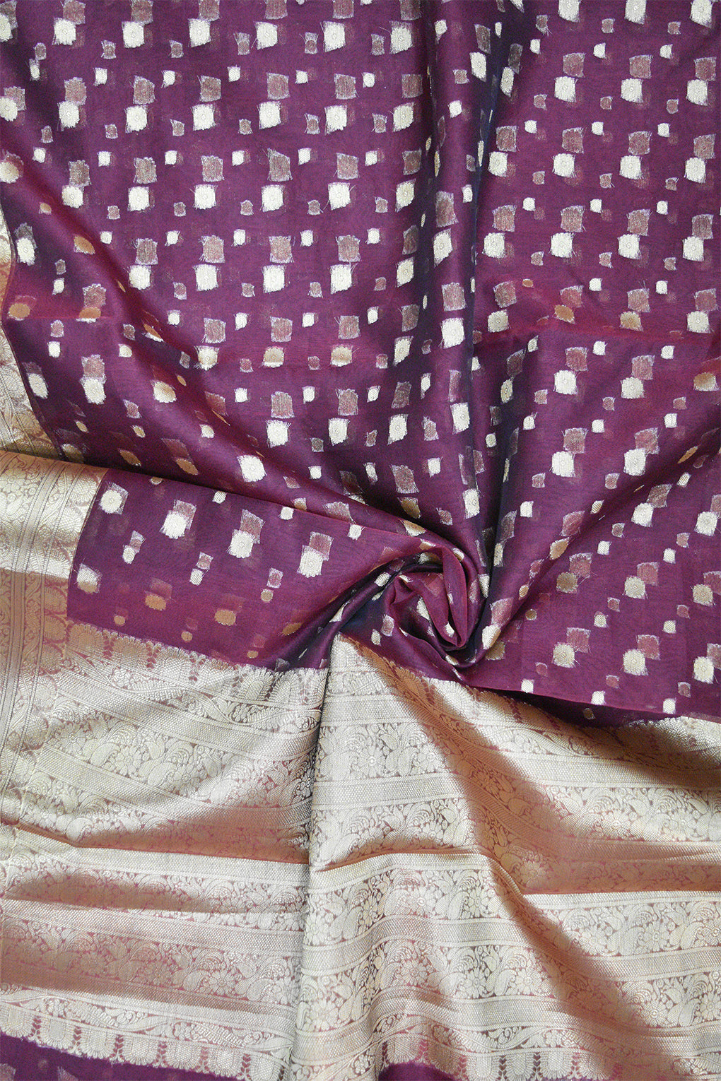 Golden Stars (Saree)