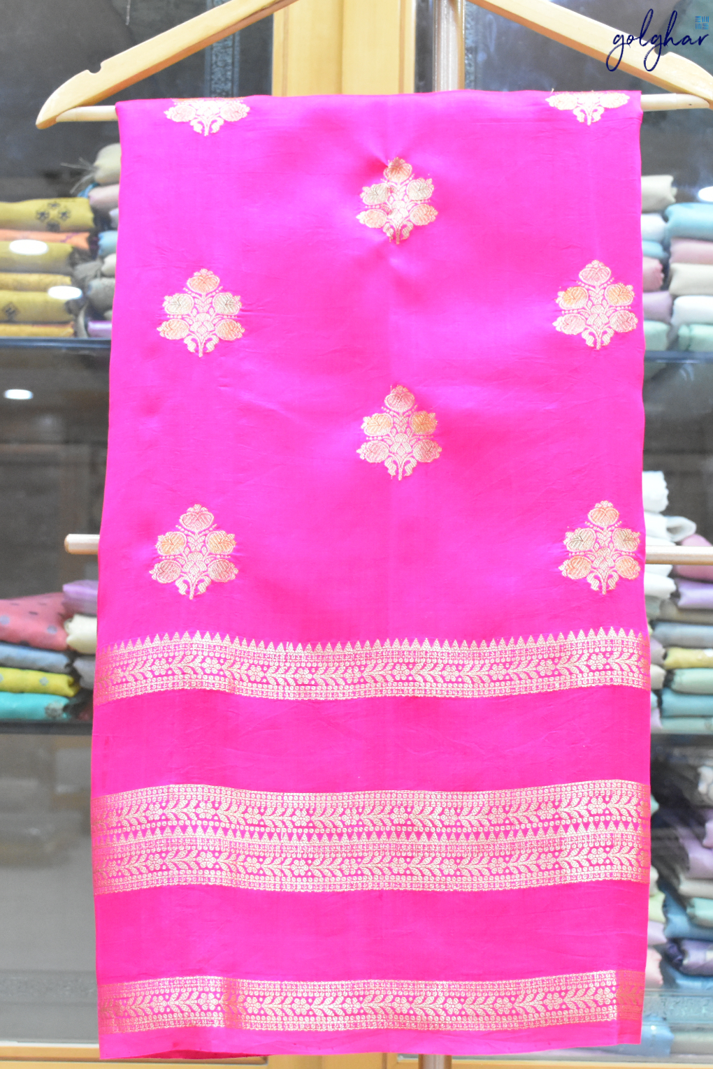 Floating Petals (Saree)