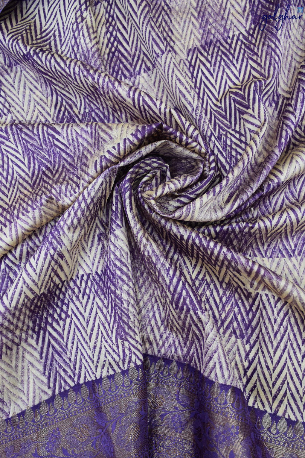 Plum Charm (Saree)