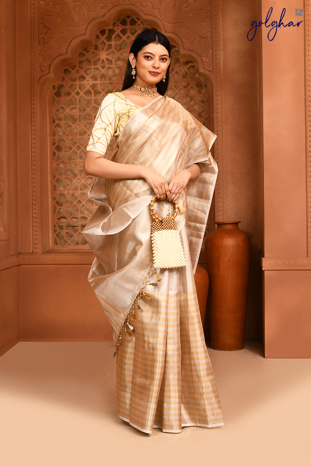 Champagne Pop (Saree)
