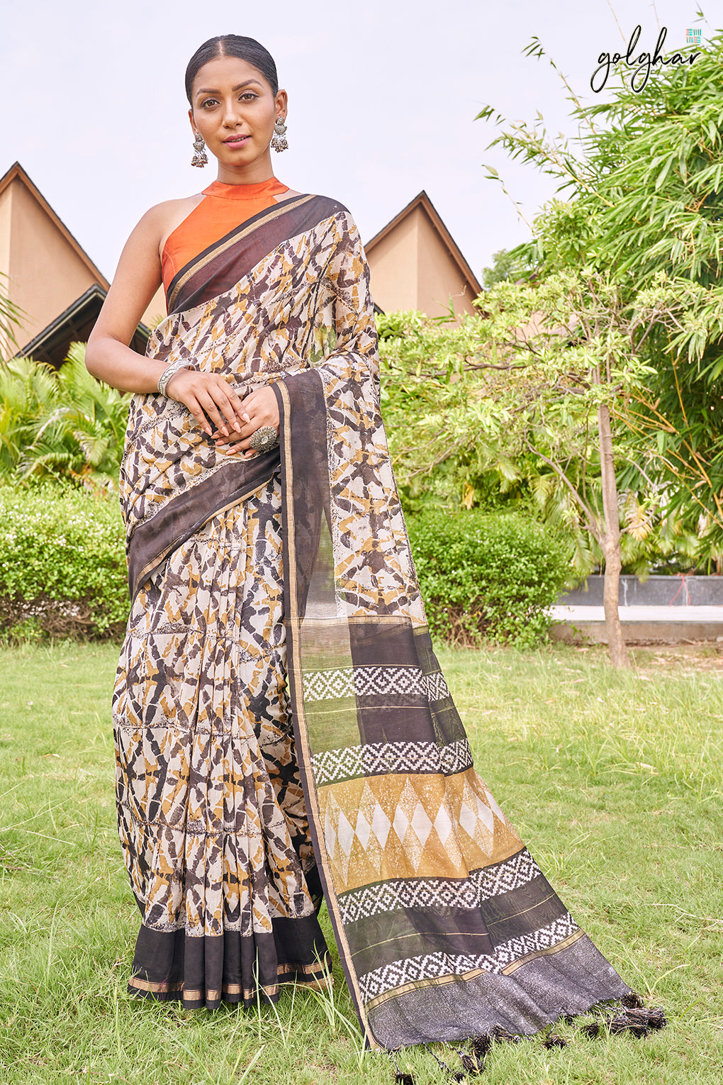 Crazy Cuckoo (Saree)