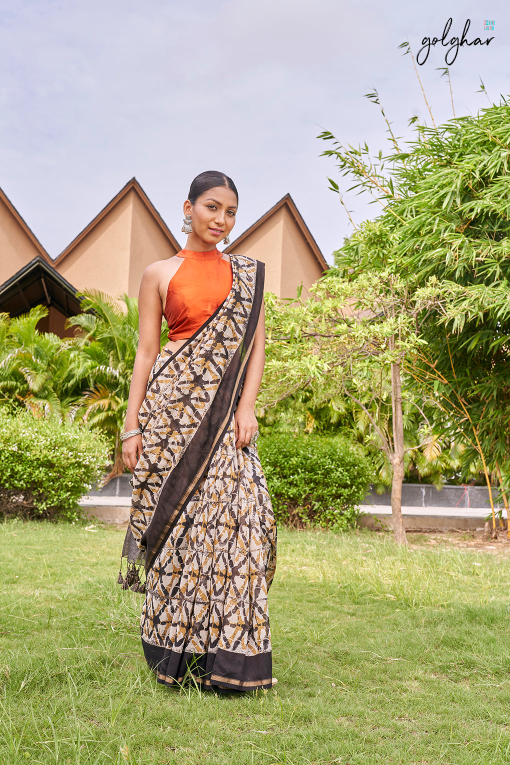 Crazy Cuckoo (Saree)