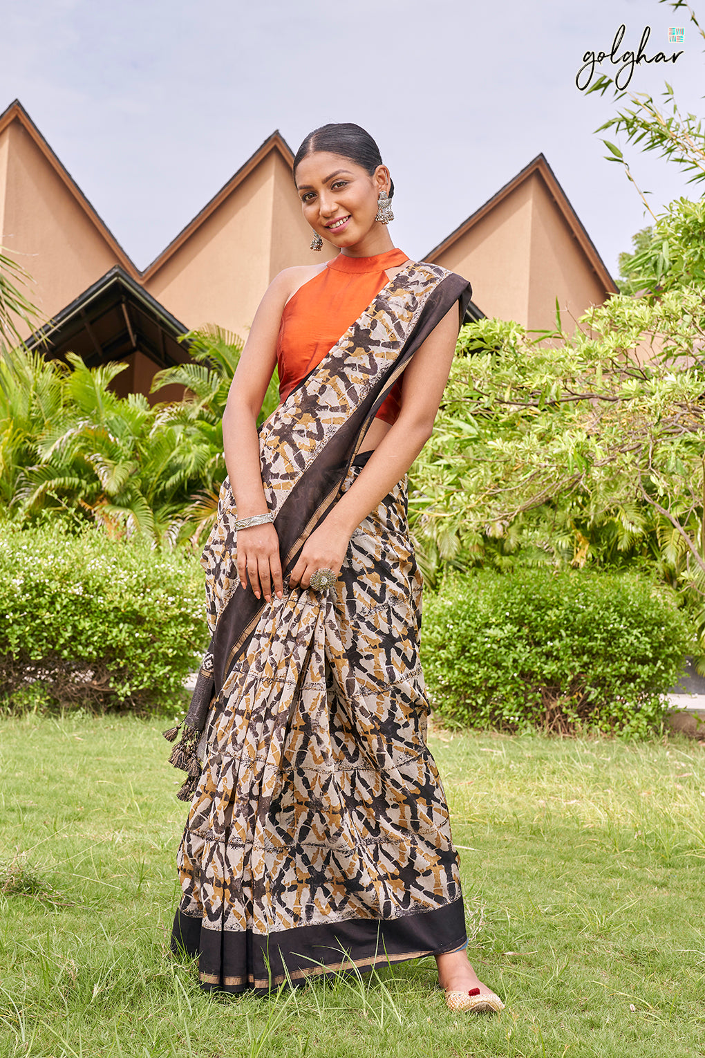 Crazy Cuckoo (Saree)