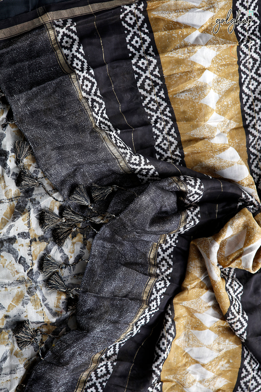 Crazy Cuckoo (Saree)