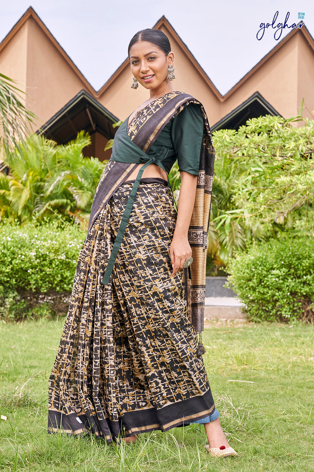 Cranky Crazed (Saree)