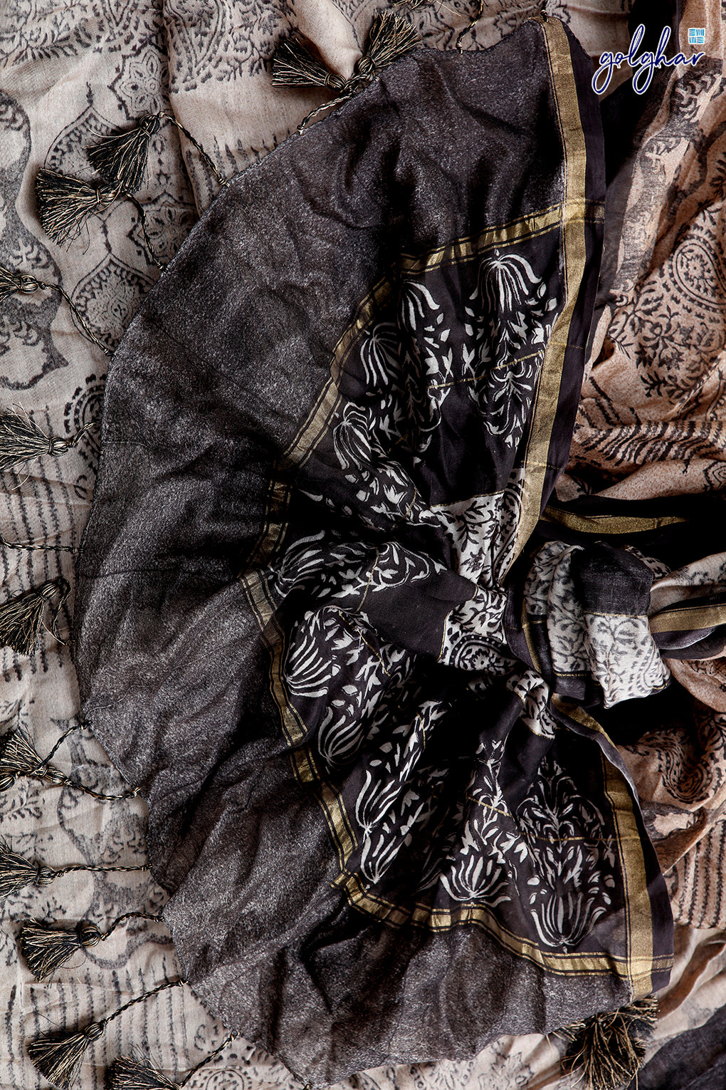 Dark Chocolate (Saree)