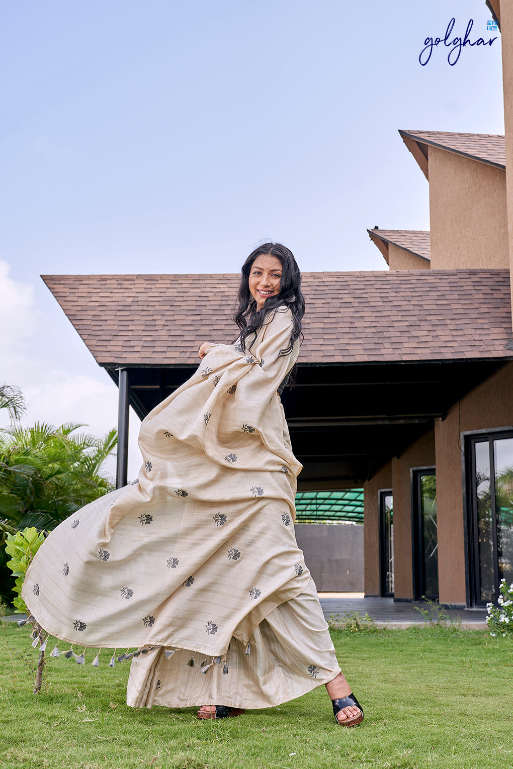 Incandescence (Saree)
