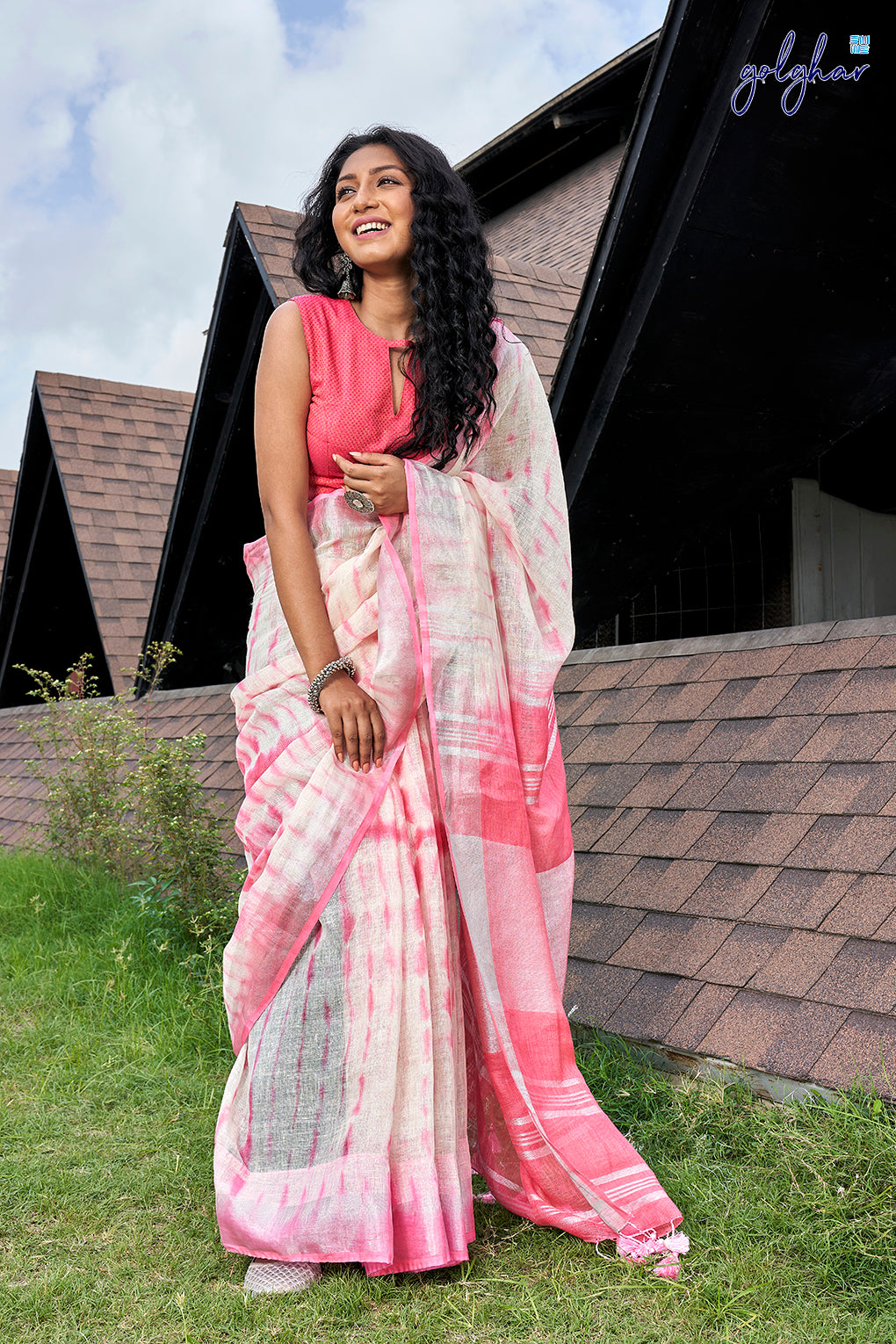Romcom (Saree)
