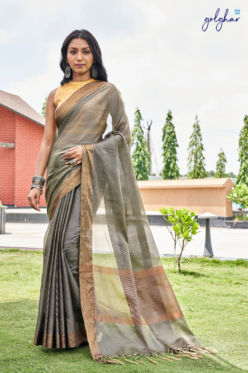 Dreamy Poem (Saree)