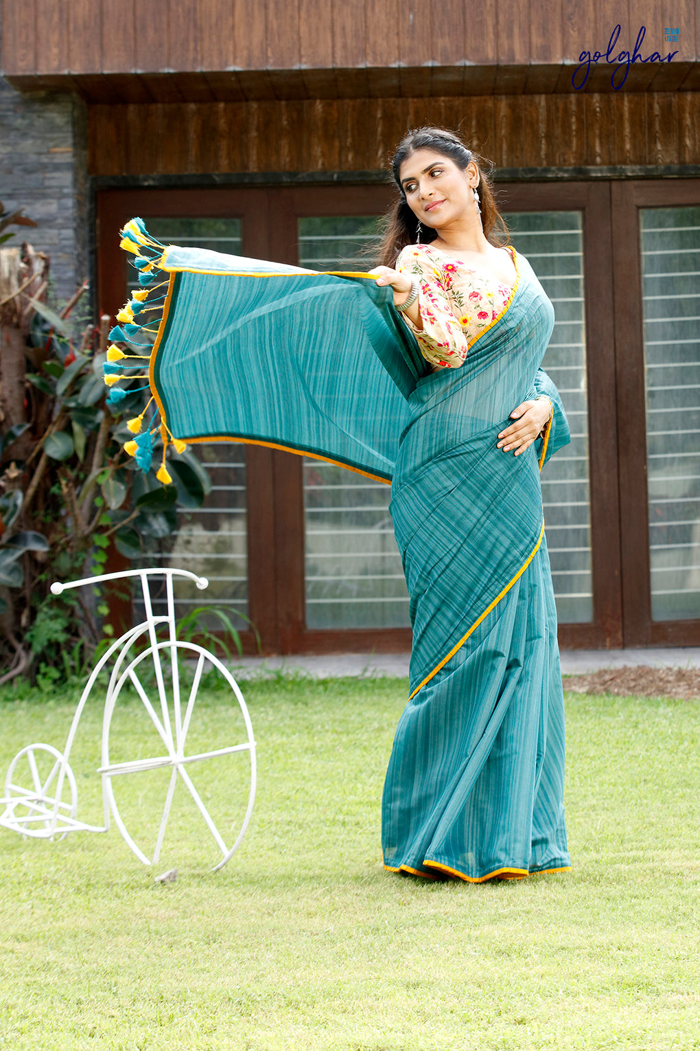 Aruba (Saree)