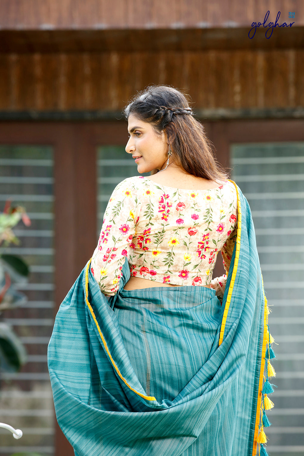 Aruba (Saree)