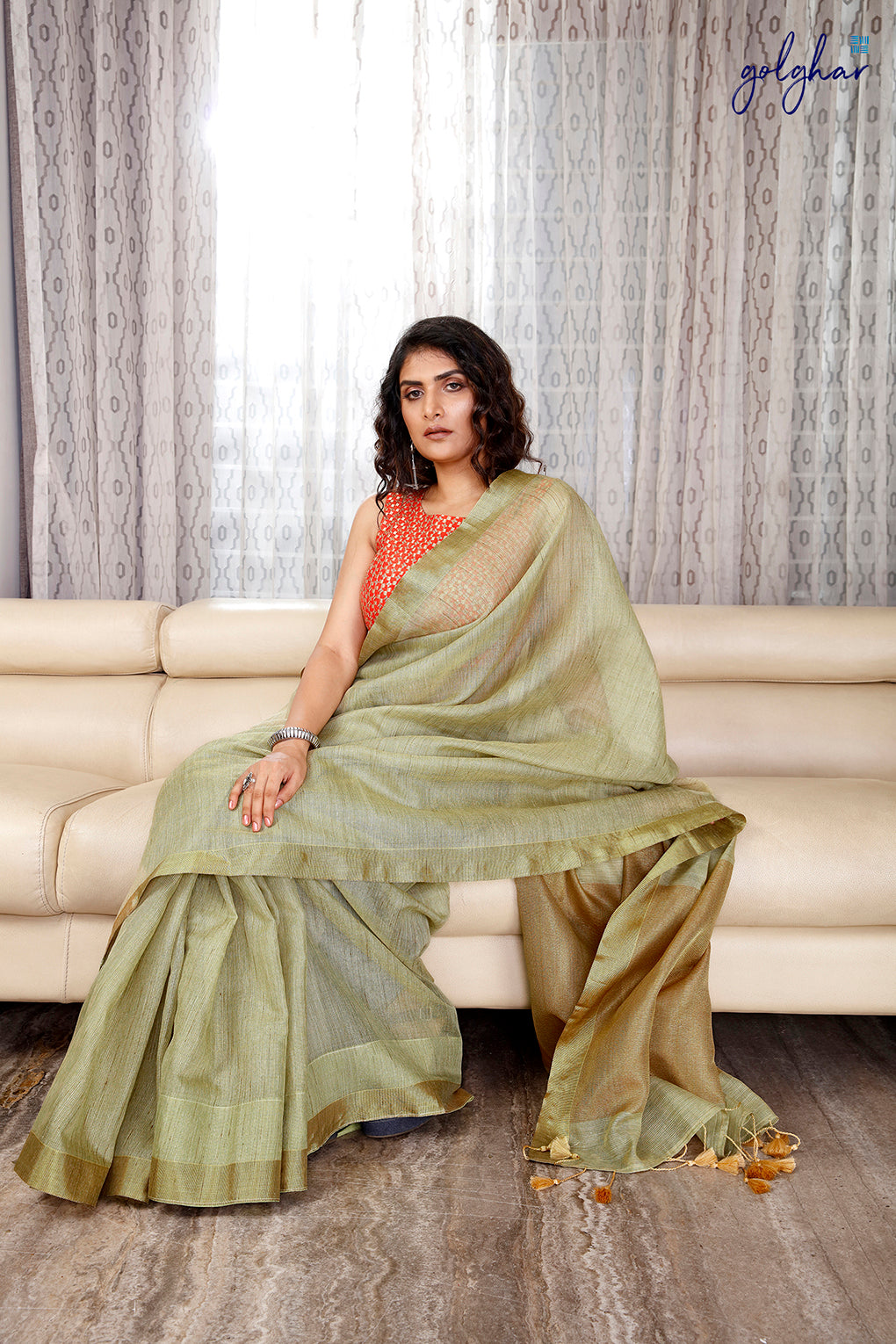 Contour & Conceal (Saree)