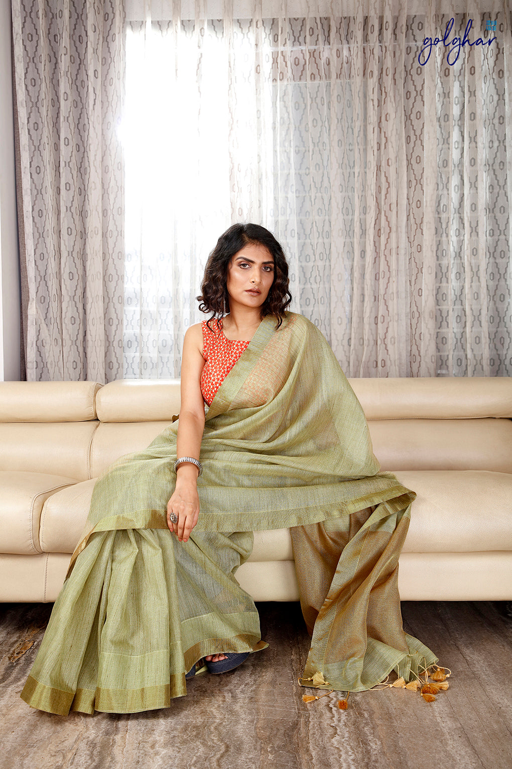 Contour & Conceal (Saree)