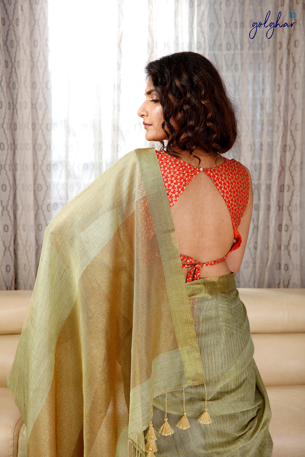 Contour & Conceal (Saree)