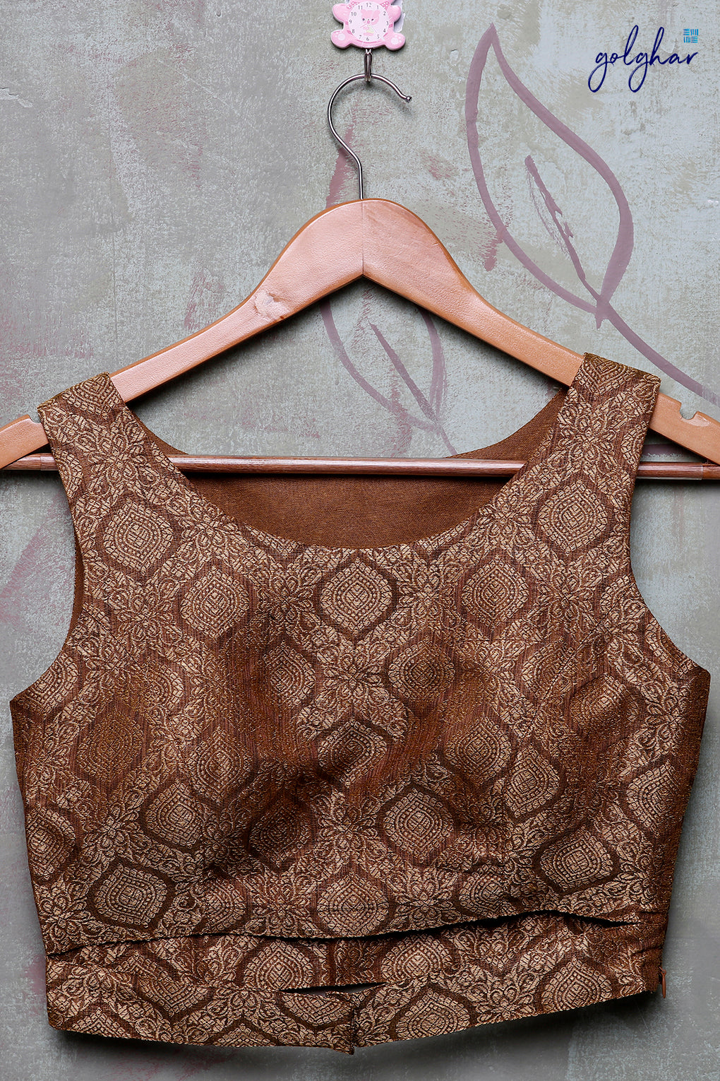 Brown Crown (Blouse)