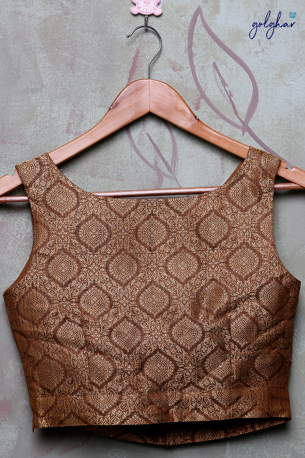 Brown Crown (Blouse)