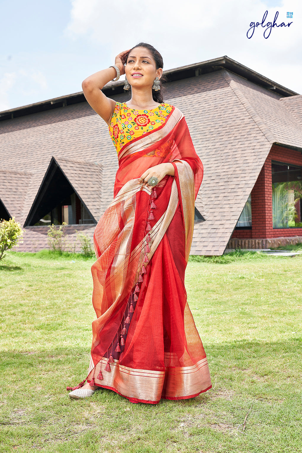 Give me Red (Saree)