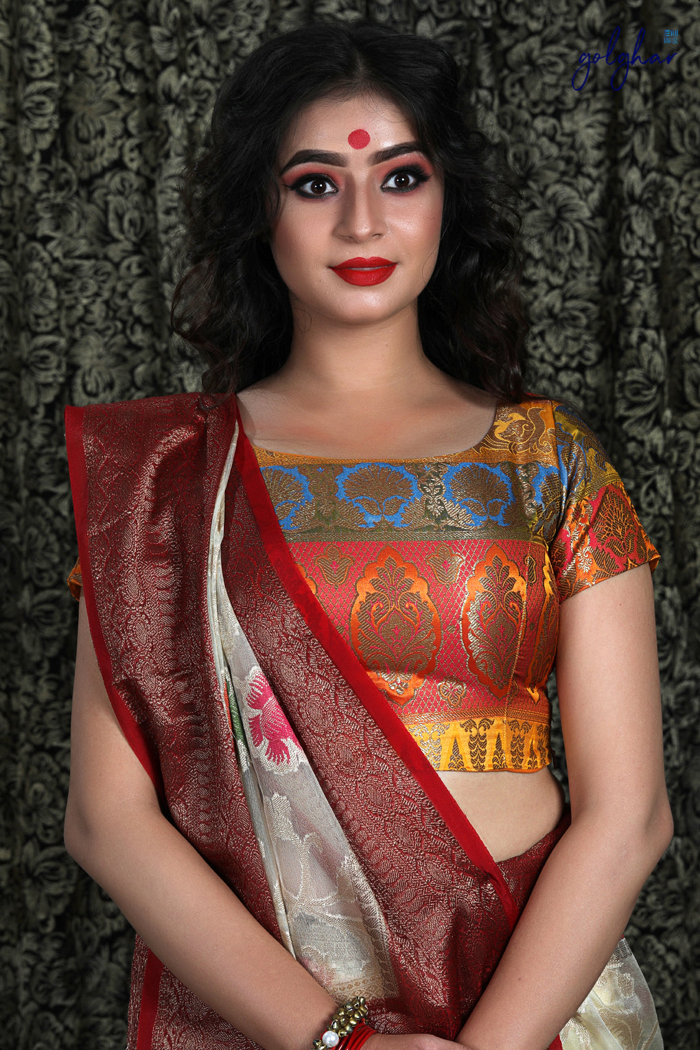 Suhaavana (Blouse)