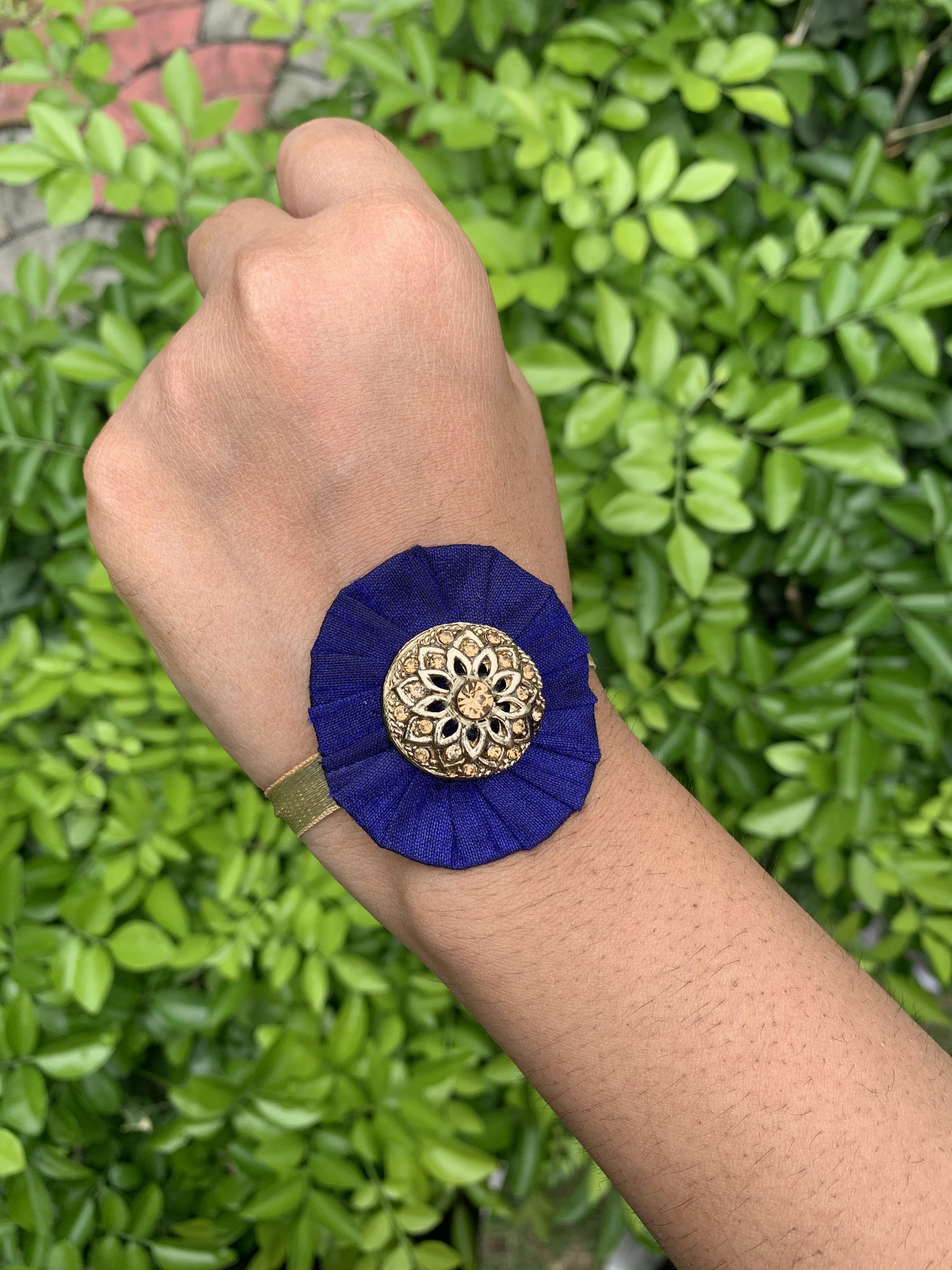 Anmol (Rakhi)
